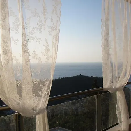 Semesterbostad Lavender House 1 - Áyios Nikítas